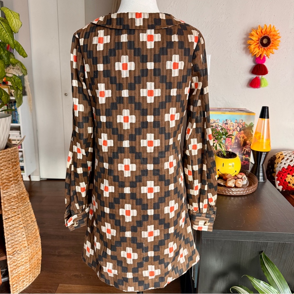60s Mod Dagger Collar Mini Dress - Picture 3 of 9